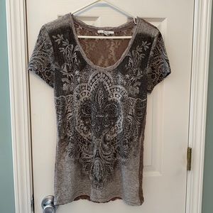 Miss Me Lace back fitted Tshirt, size Medium